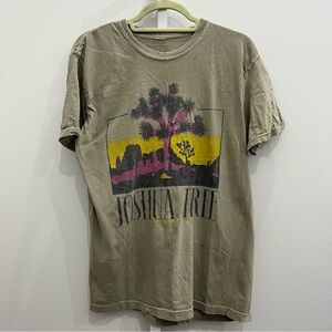 Joshua Tree Graphic Tee - Olive Green Short Sleeve Shirt